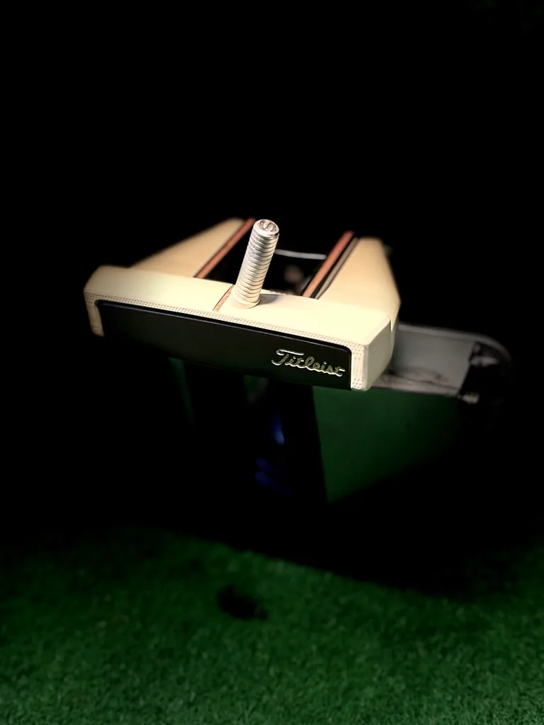 Scotty Cameron Futura 5s Putter view 2